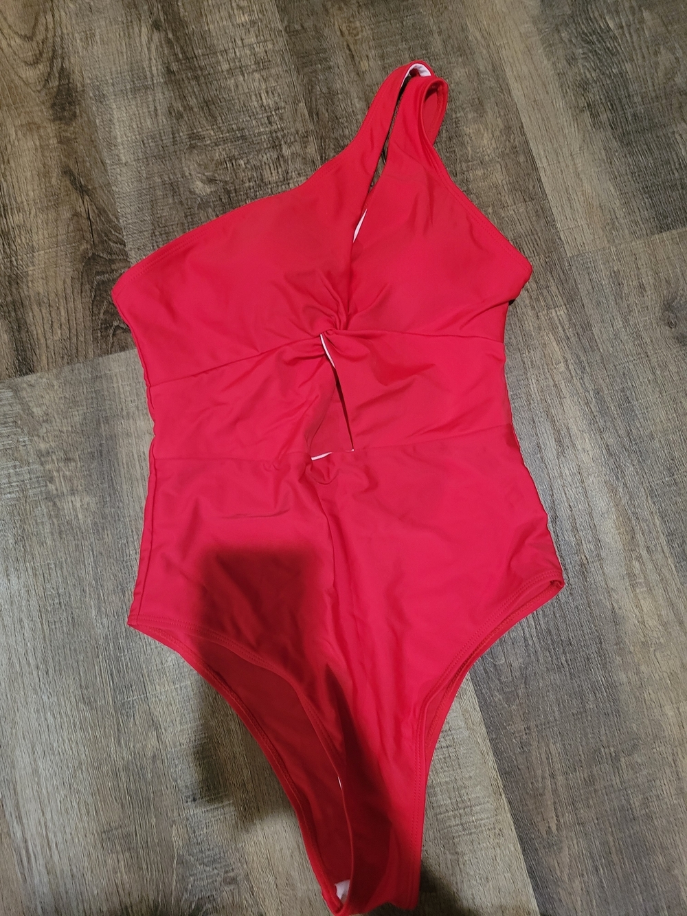 SHEIN Hot Red One-Shoulder Twist One-Piece Swimsuit - Picture 7 of 13